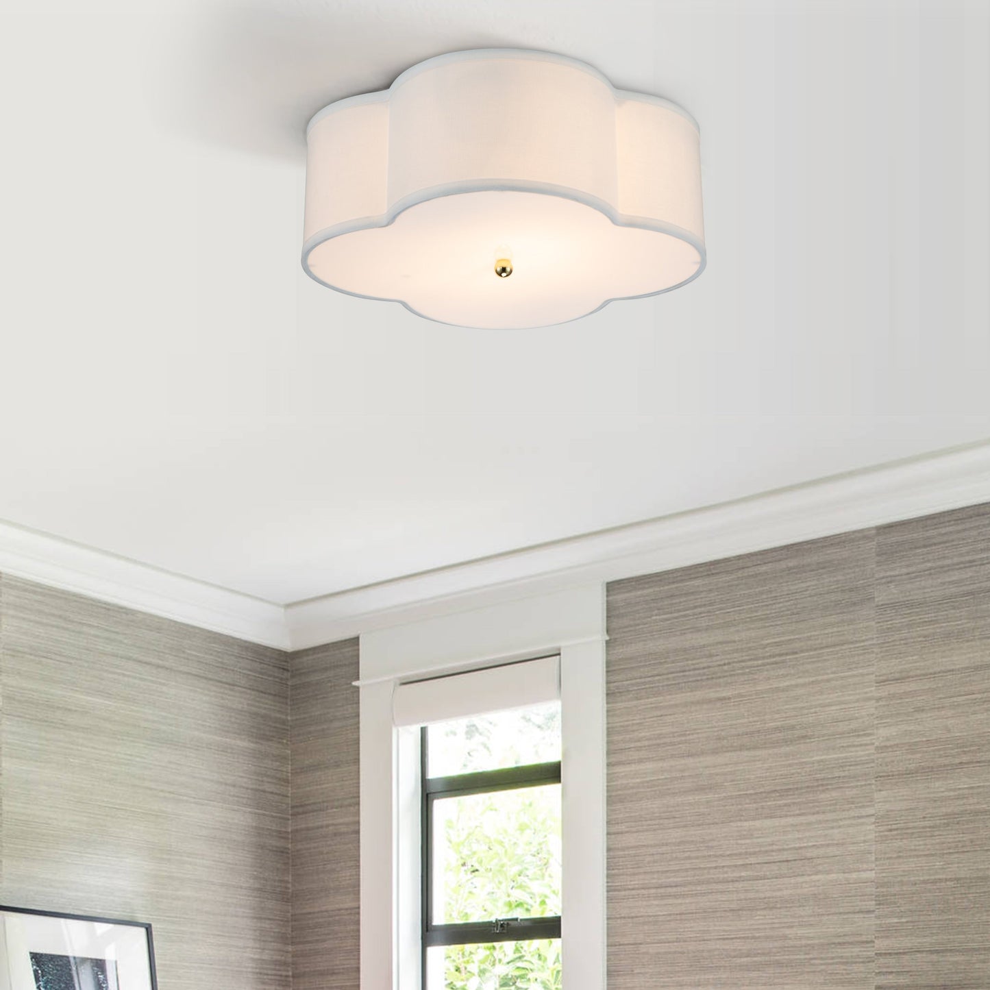 Lampada a soffitto a 2 luci con diffusore in acrilico e rivestimento in lino bianco.