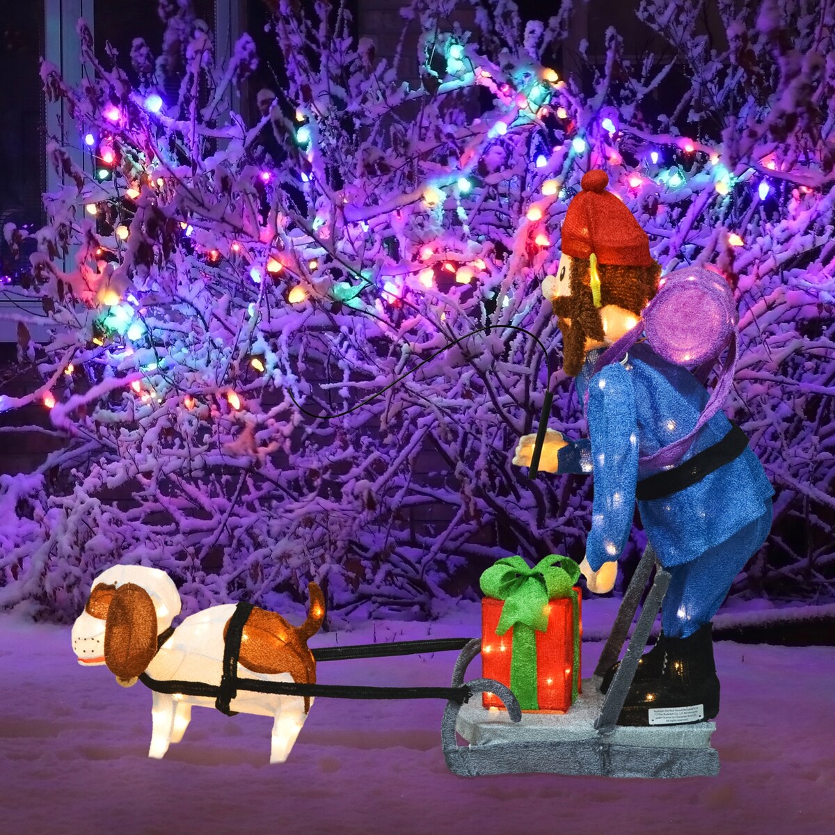 34 Rudolph 3D Decorazione da Giardino a LED Pre-illuminata in Posizione Verticale con Yukon e Cane