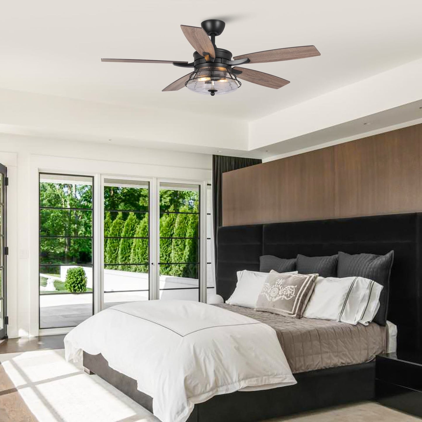 Ventilatore da soffitto decorativo nero con vetro semitrasparente da 52 pollici, con telecomando e kit luci.