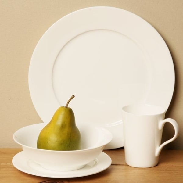 Servizio da pranzo in porcellana di alta qualità con bordo rosso e vaniglia, 16 pezzi.