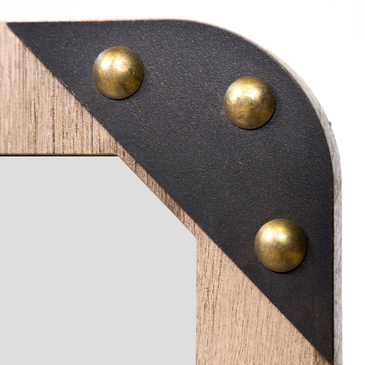 Specchio da parete sospeso in metallo Revo Industrial da 78 cm (31 pollici) di Furniture of America