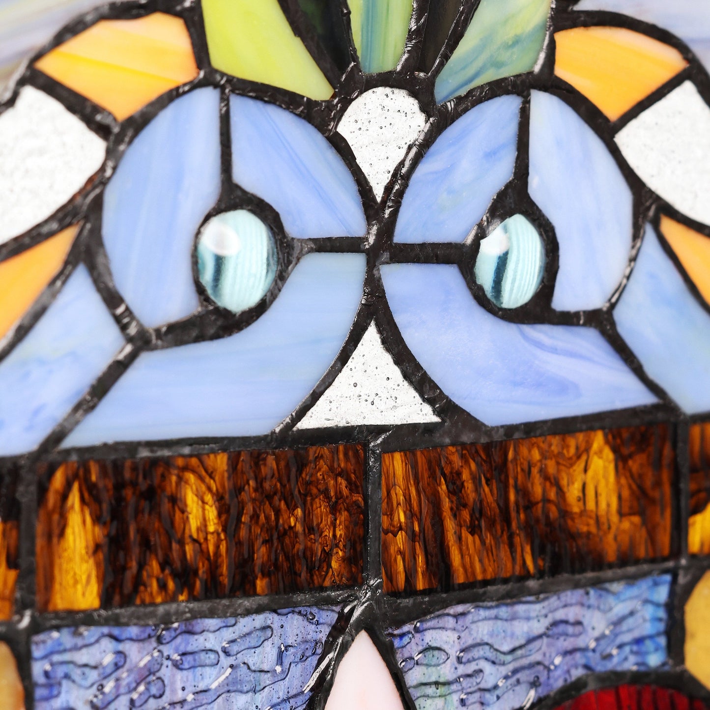 Rivestimento per finestre in vetro colorato con motivo Fleur De Lis in stile vittoriano di River of Goods - 24,1L x 0,6W x 91,4H