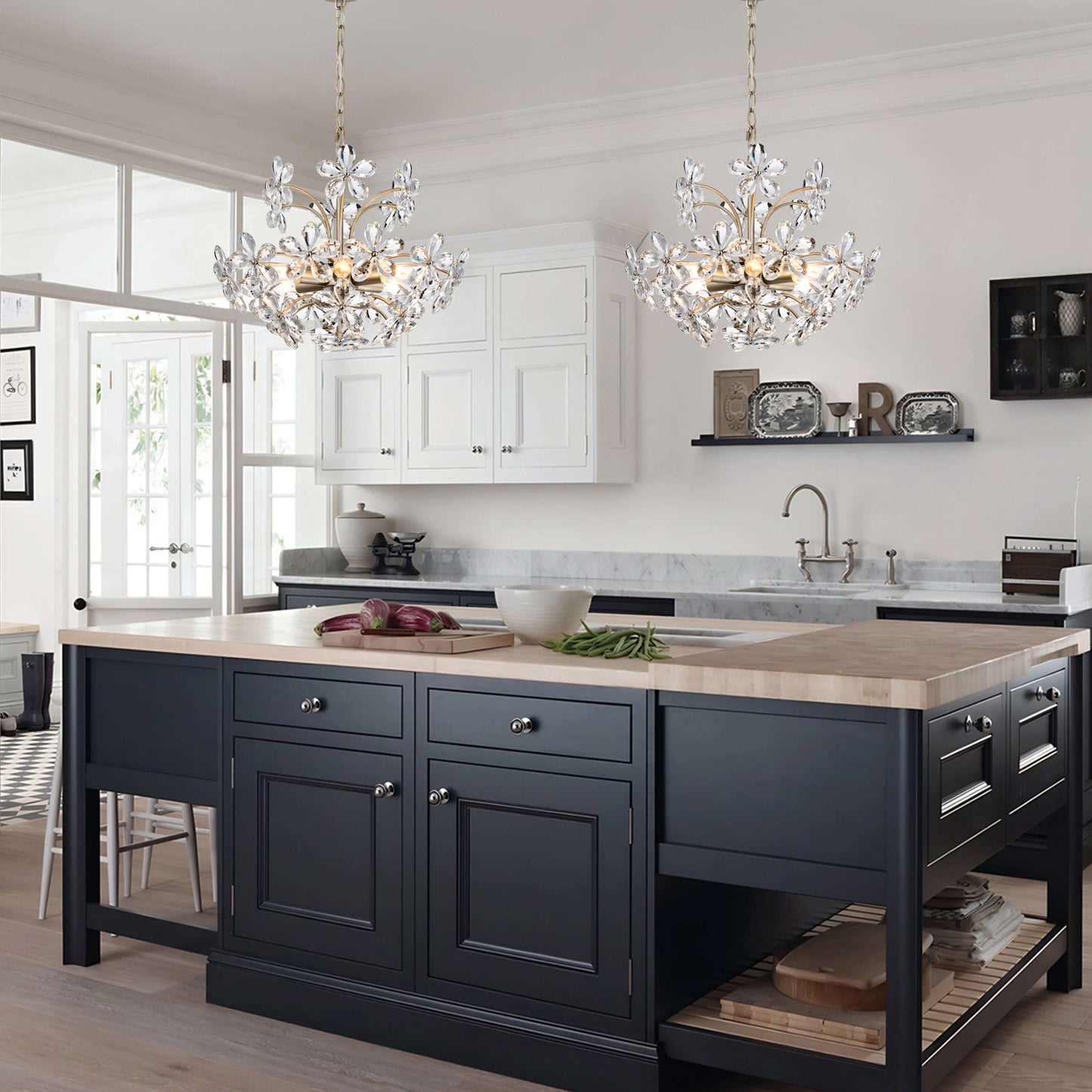 Lampadario Rosa a 6 luci con cristalli di champagne color argento spazzolato a forma di fiore