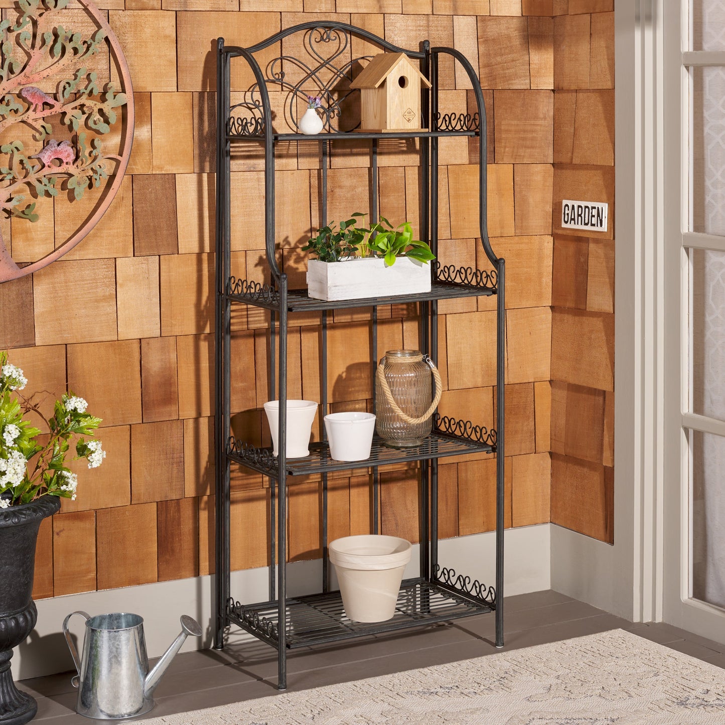 SAFAVIEH Bryn Bakers Rack da esterno in ferro battuto in stile vittoriano a 4 ripiani - 63,5 cm L x 38,1 cm P x 160 cm A - 63,5L x 38,1P x 160A