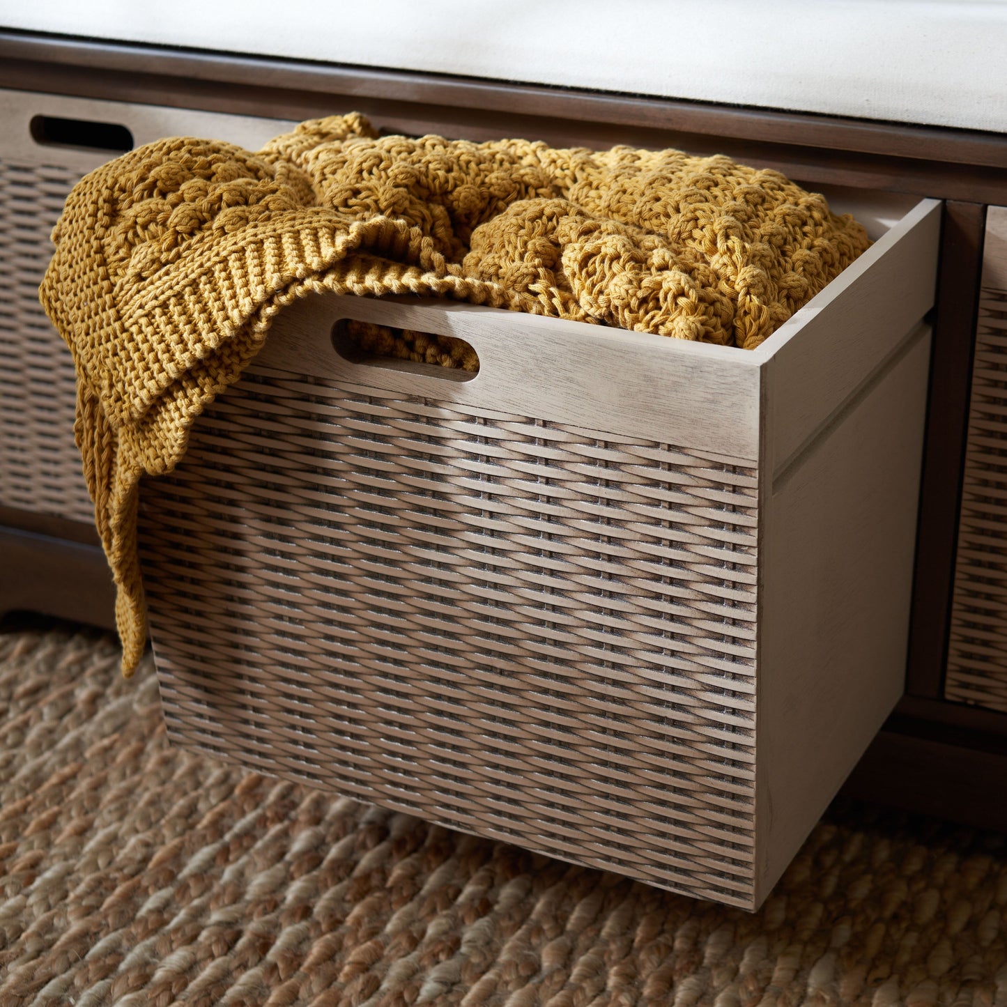 SAFAVIEH Fiorello panca con 3 cassetti e vano portaoggetti - 47,3 L x 38 P x 48 A - 47Lx38Px48A