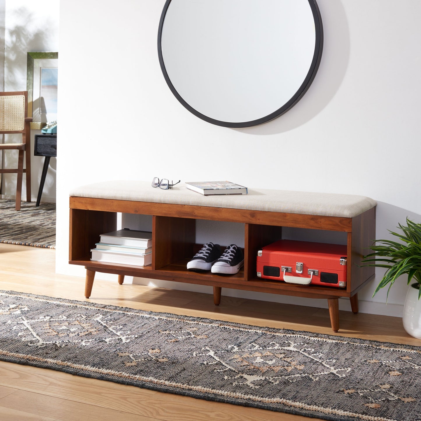 SAFAVIEH Margarita, panca portaoggetti con ripiani aperti in stile Mid-Century Modern con cuscino - 122x35x46 cm (LxPxA)