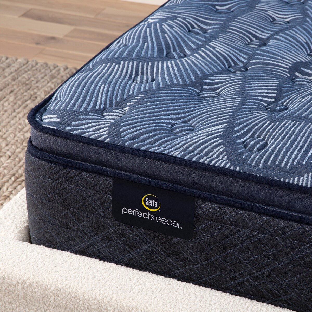 Materasso Serta Perfect Sleeper Oasis Sleep 14.5 con strato superiore imbottito di media durezza