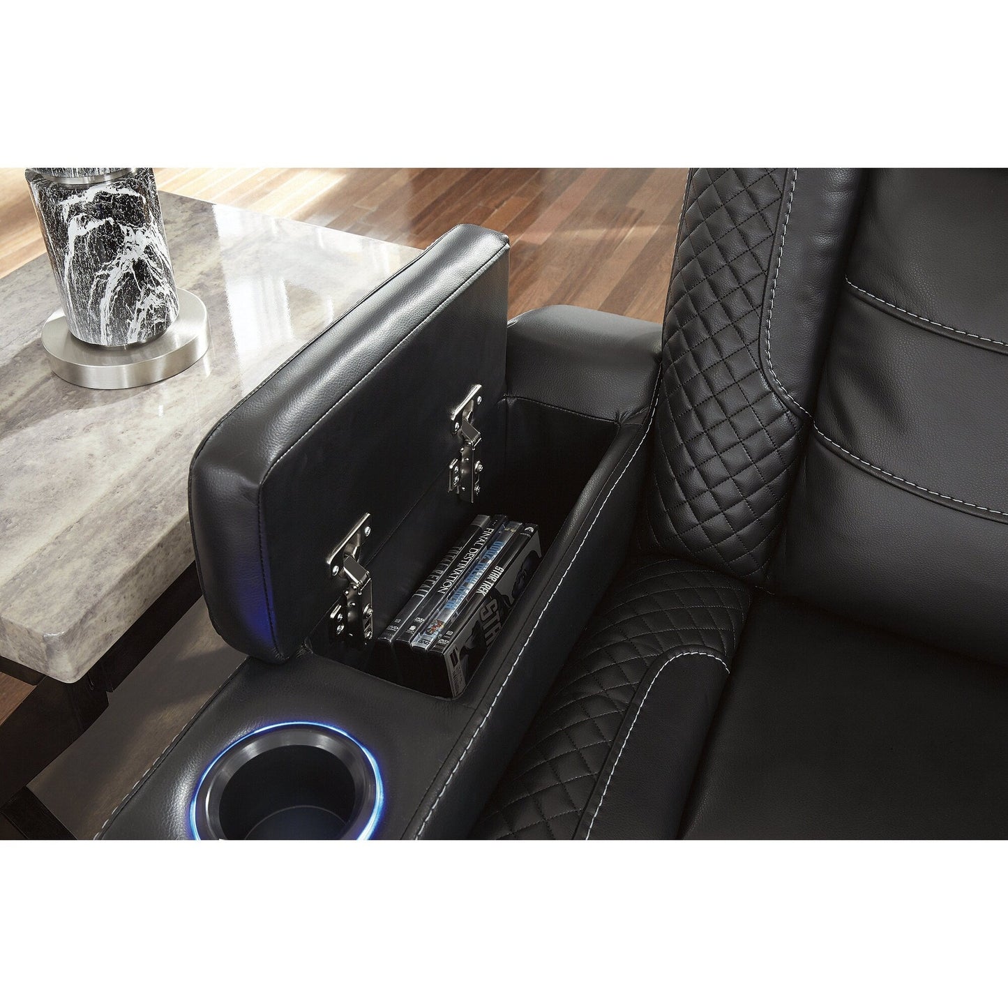 Sedia reclinabile nera con meccanismo di sollevamento elettrico "Party Time" di Signature Design by Ashley