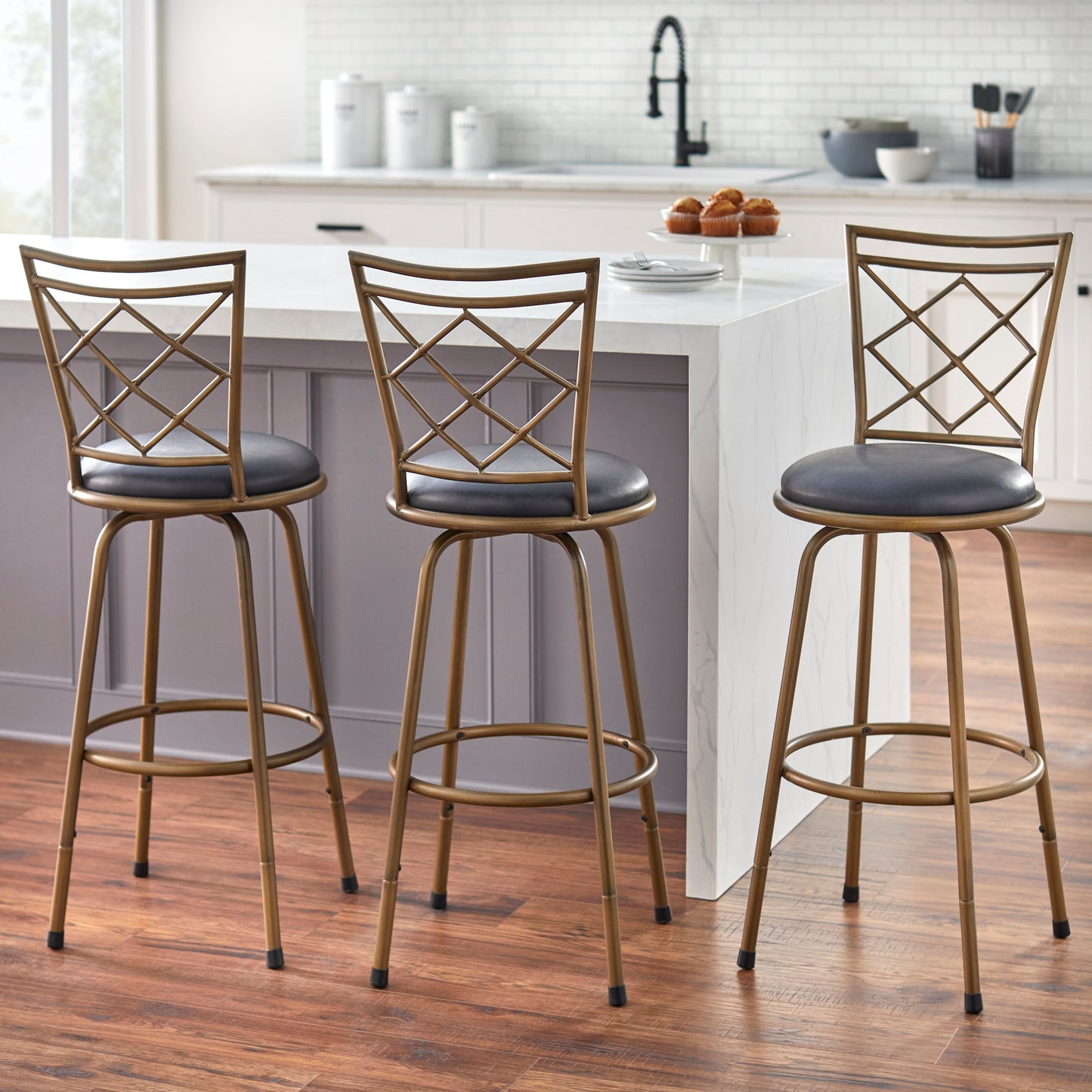 Sgabelli girevoli regolabili in altezza Simple Living Alyssa (confezione da 3)