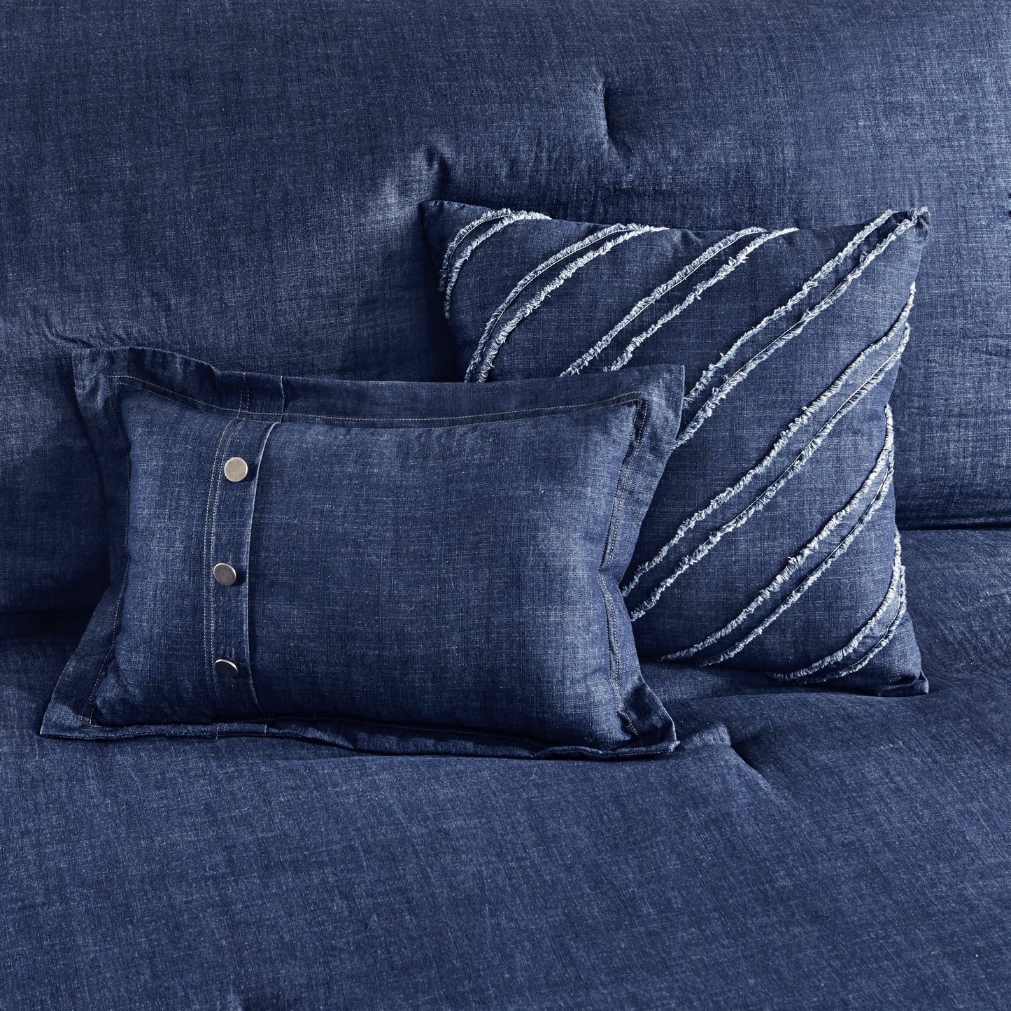 Set di copripiumino in denim Perry Blue di Woolrich, extra grande e con imbottitura extra.