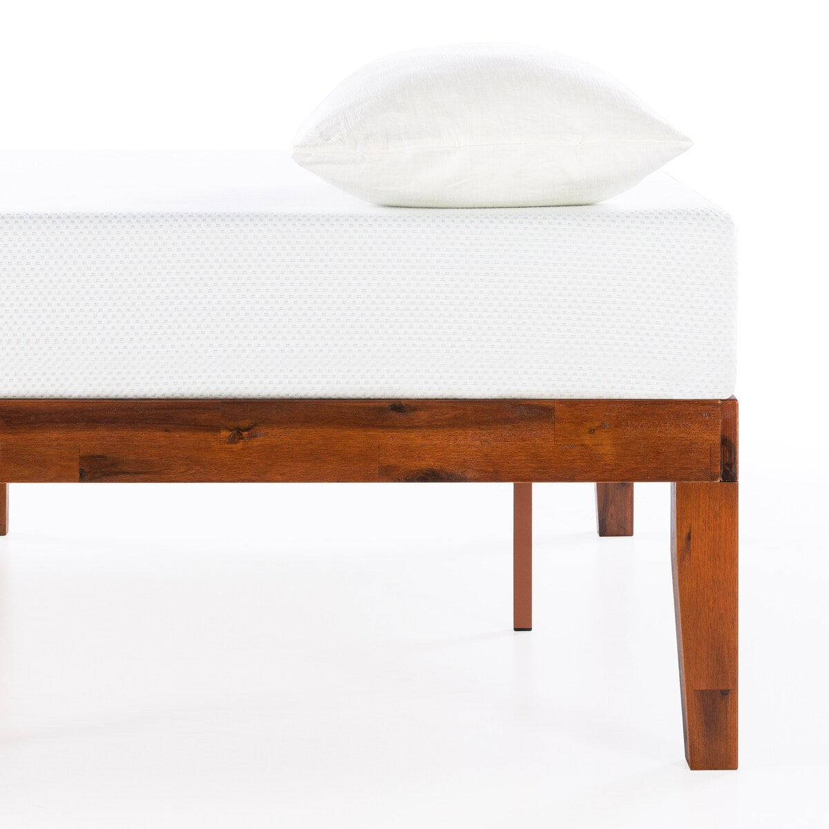 Struttura letto a piattaforma in legno massello da 16 pollici, disponibile in diverse finiture.