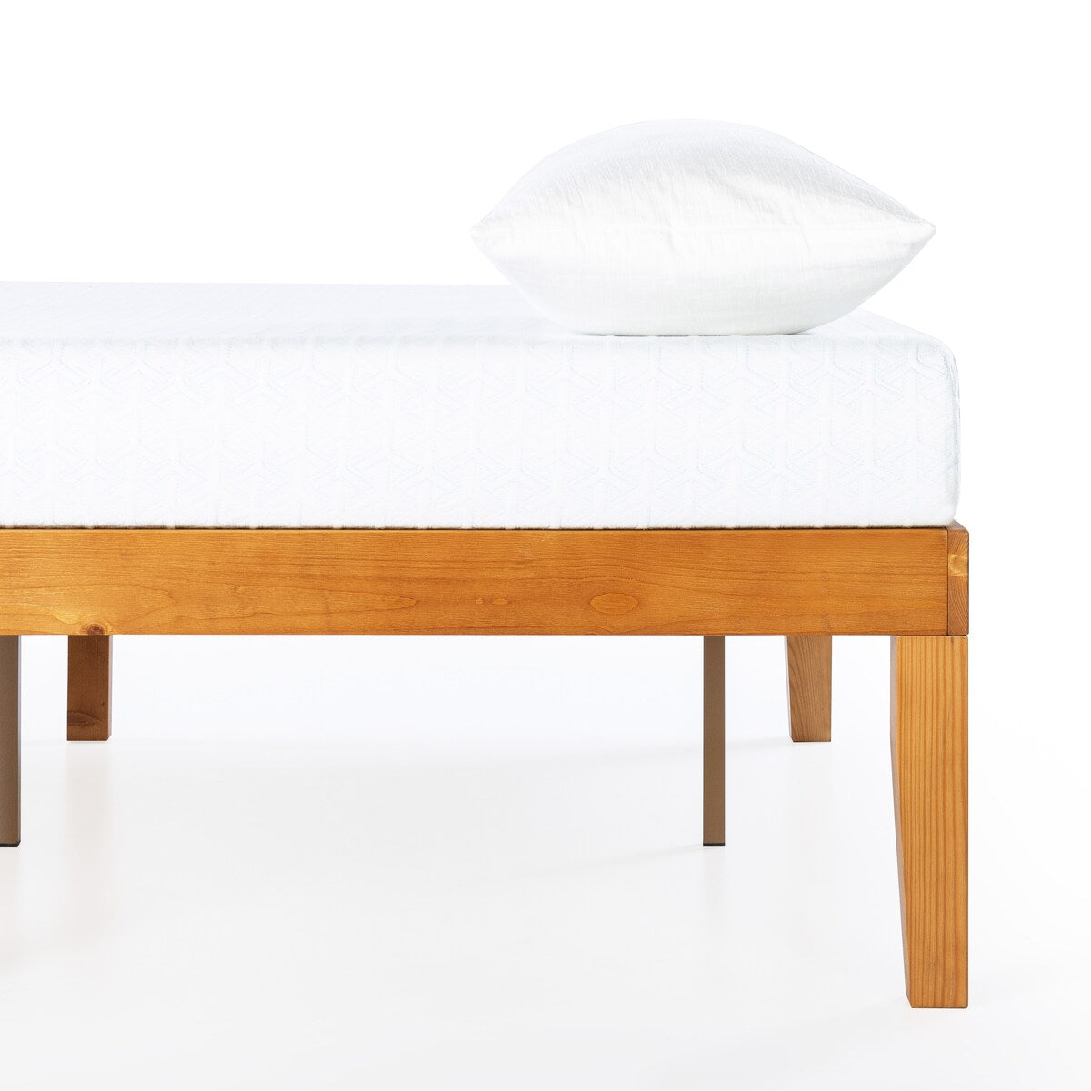 Struttura letto a piattaforma in legno massello da 16 pollici, disponibile in diverse finiture.