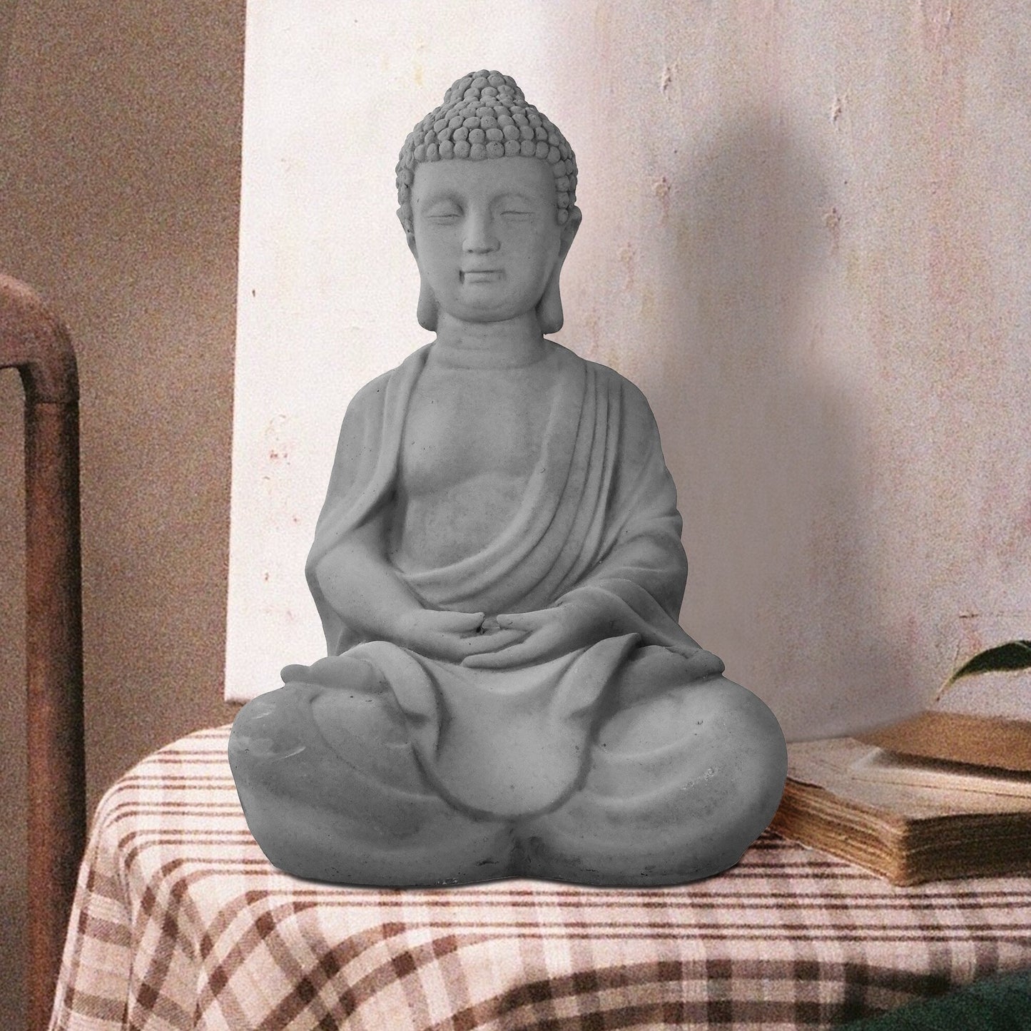 Statua di Buddha meditante in cemento leggero da 65 cm (25,6 pollici)