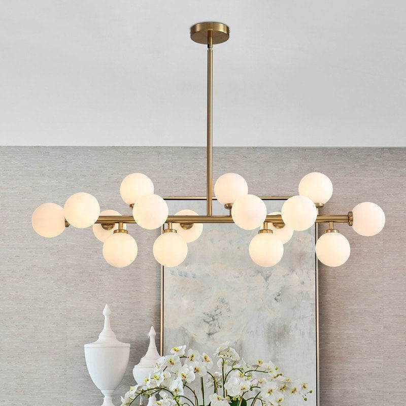 Lampadario lineare a 16 luci in ottone dorato, stile Mid-Century Modern, da 40 pollici, con paralume in vetro satinato, ideale per la sala da pranzo.