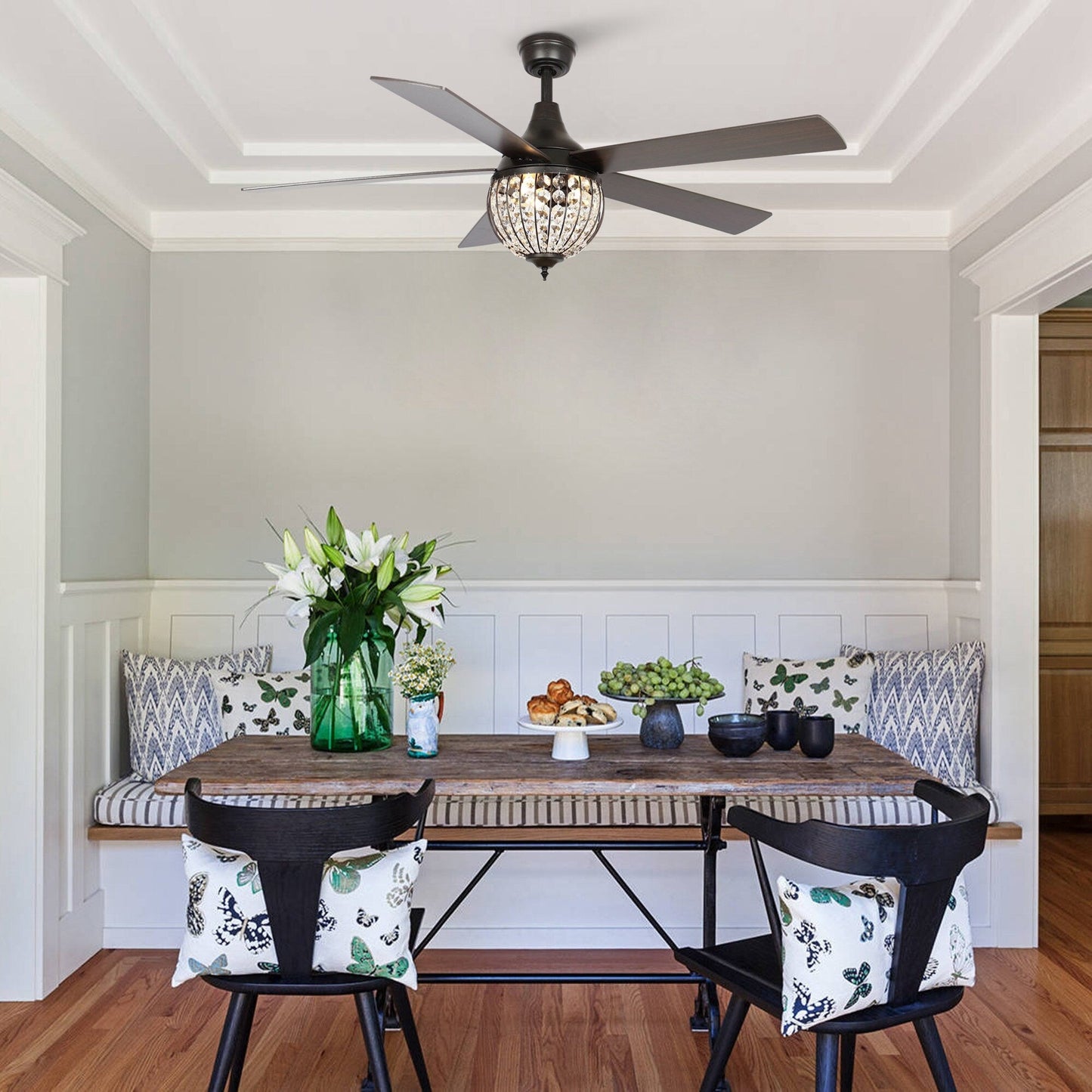 Ventilatore da soffitto industriale a 5 pale in legno nero con cristalli e telecomando (52 pollici)