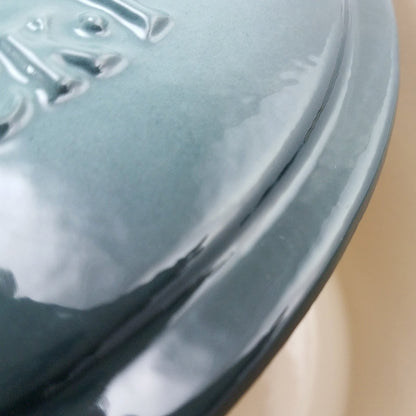 Pentola da forno rotonda in ghisa da 7 quarti, colore cenere