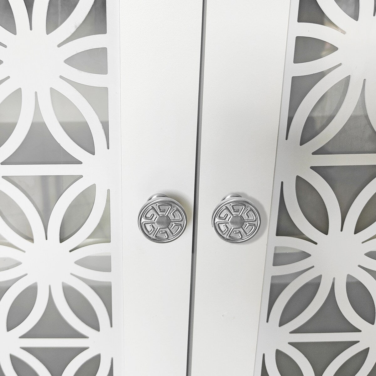 Supporto TV decorativo a forma di porta con motivo floreale rustico da 70 pollici, adatto a TV fino a 80 pollici.