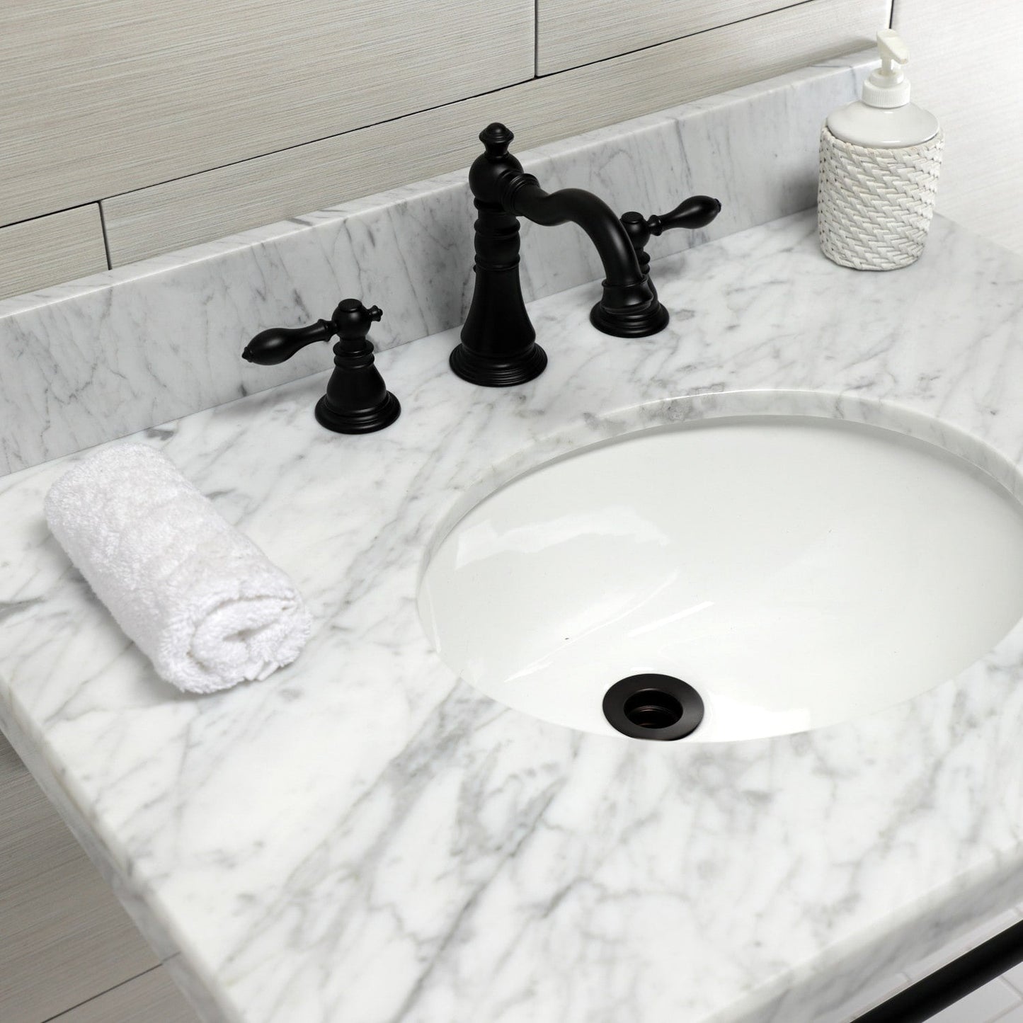Rubinetto da bagno American Classic a tre fori