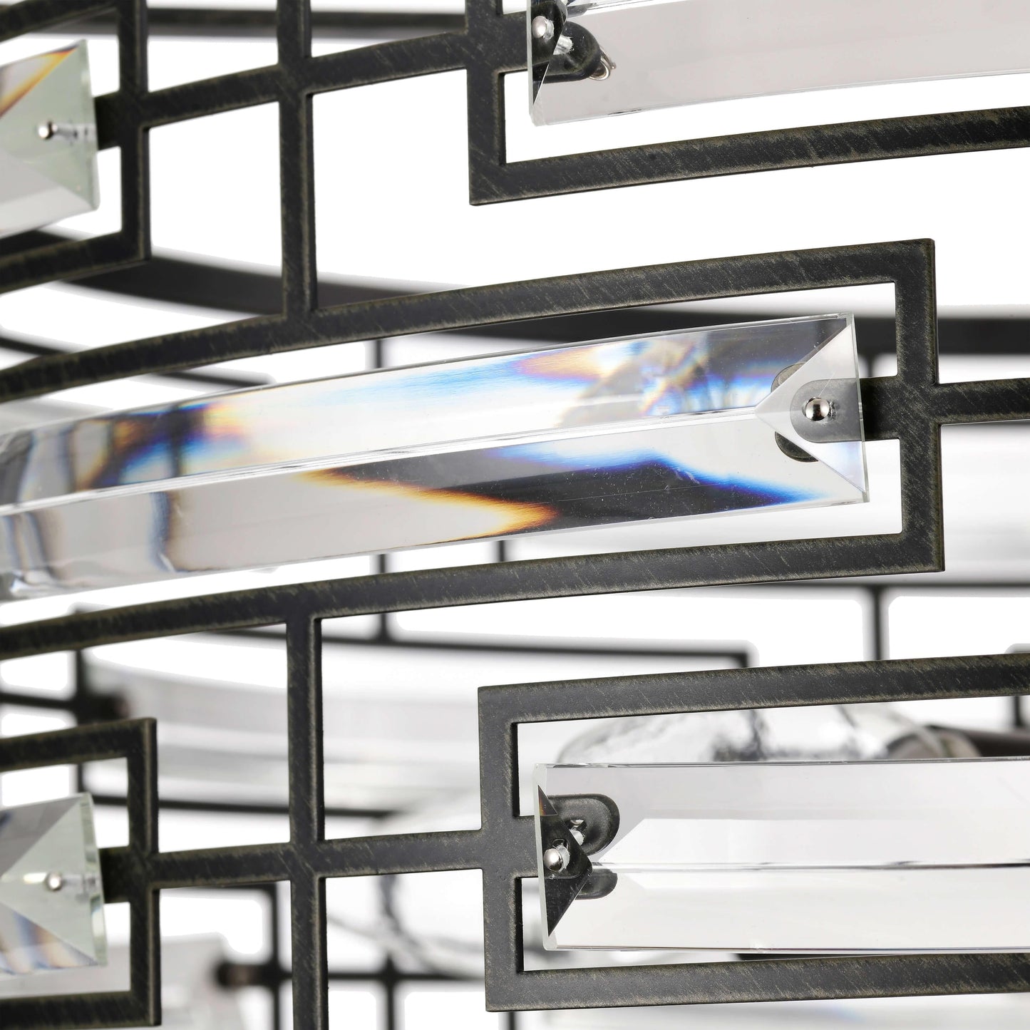 Lampadario Anita con paralume a tamburo e prisma in vetro trasparente