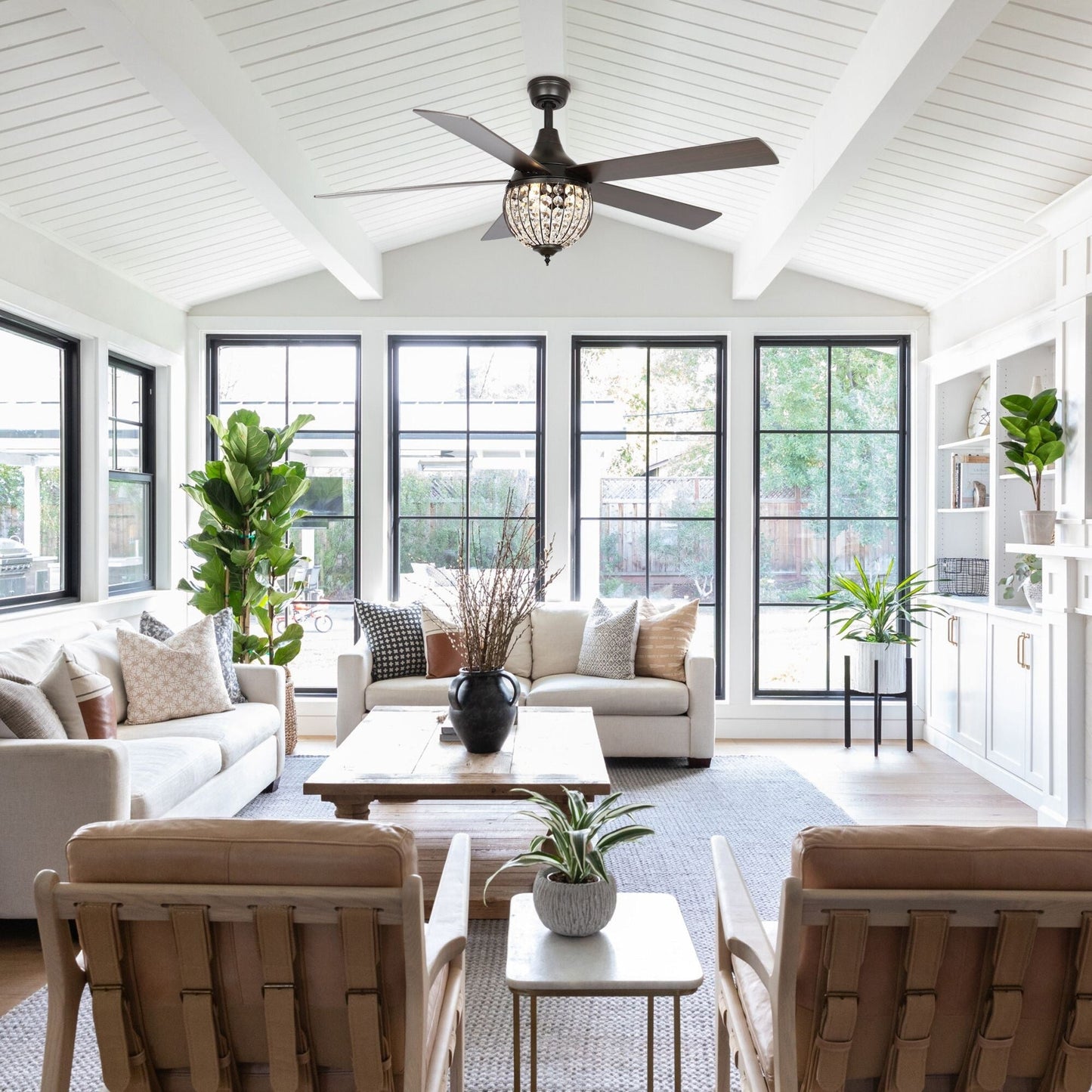 Ventilatore da soffitto industriale a 5 pale in legno nero con cristalli e telecomando (52 pollici)