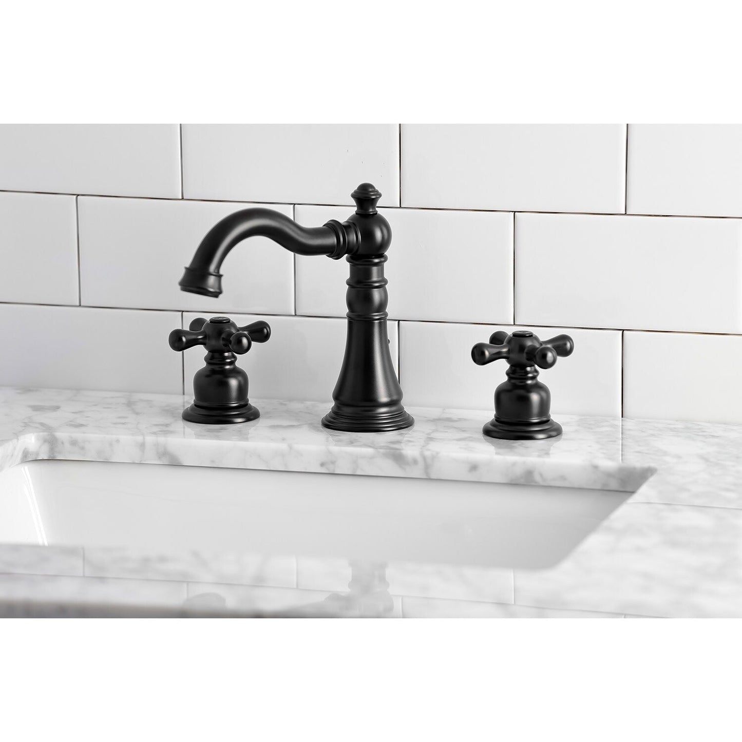 Rubinetto da bagno American Classic a 8 pollici con montaggio a tre fori