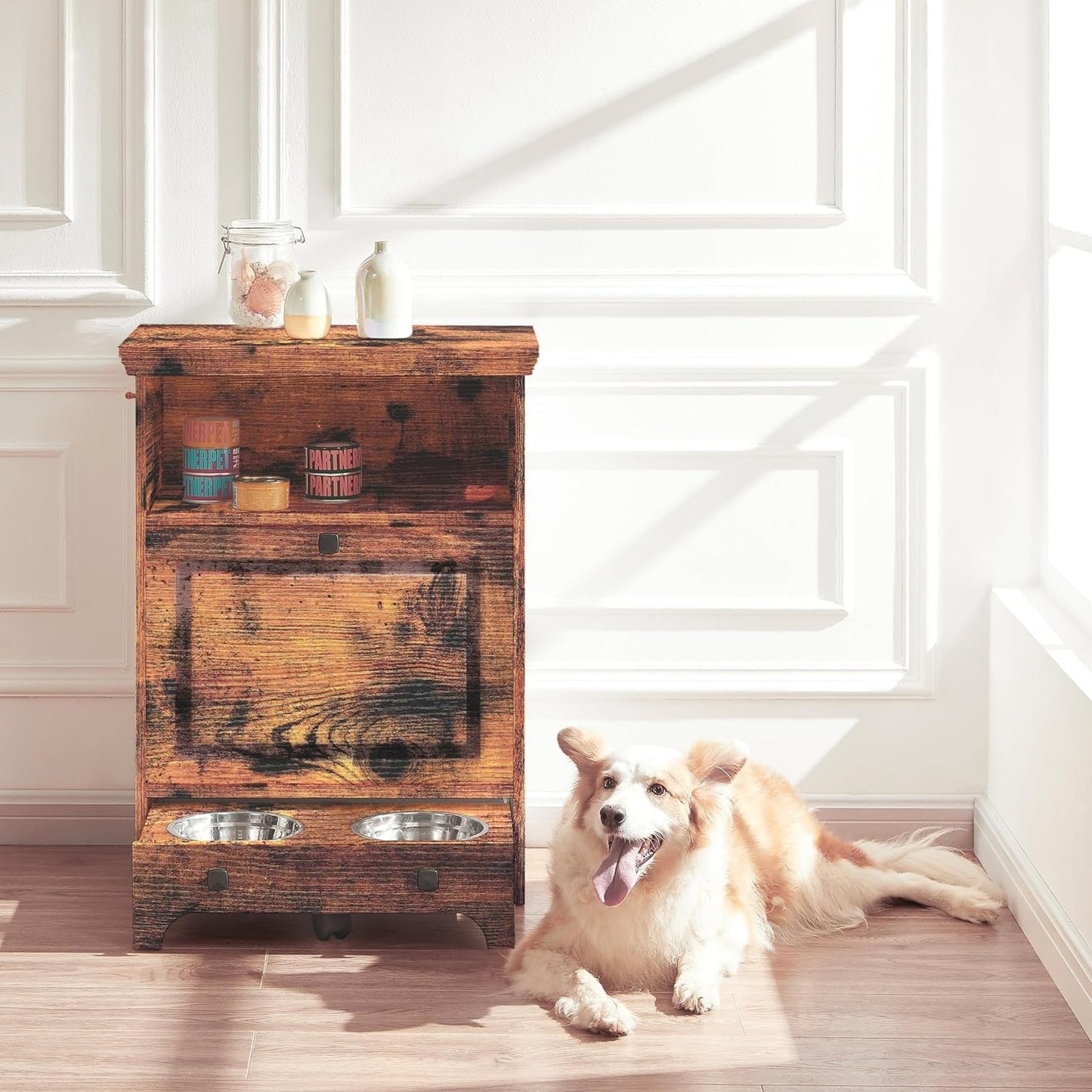 Stazione per la somministrazione del cibo al cane Roomfitters con 2 ciotole rialzate per cani, mobile porta-ciotole ribaltabile per animali domestici