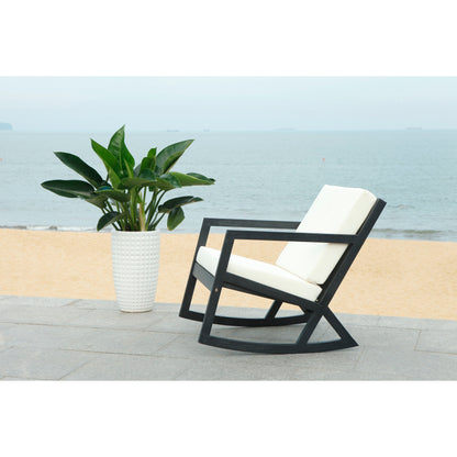 Sedia a dondolo da esterno Makaila di SAFAVIEH con cuscino - 66L x 79P x 97H (cm)