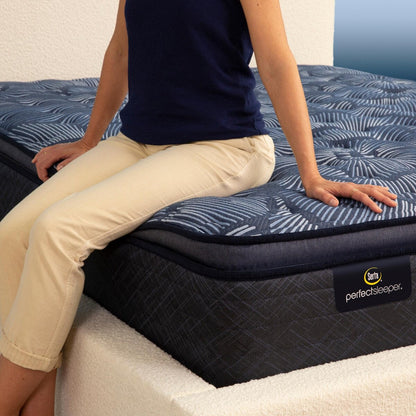 Materasso Serta Perfect Sleeper Oasis Sleep 14.5 con strato superiore imbottito di media durezza