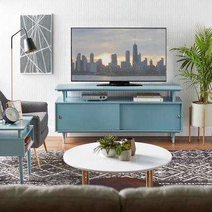 Mobile porta TV in legno Margo di Simple Living, stile Mid-Century Modern.