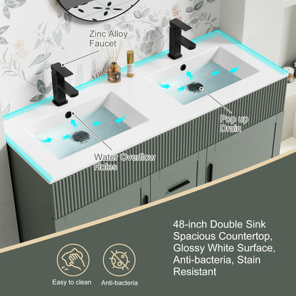 Set per bagno Wavy Line con mobile lavabo e miscelatore, disponibile nelle misure 30/36/48 pollici.